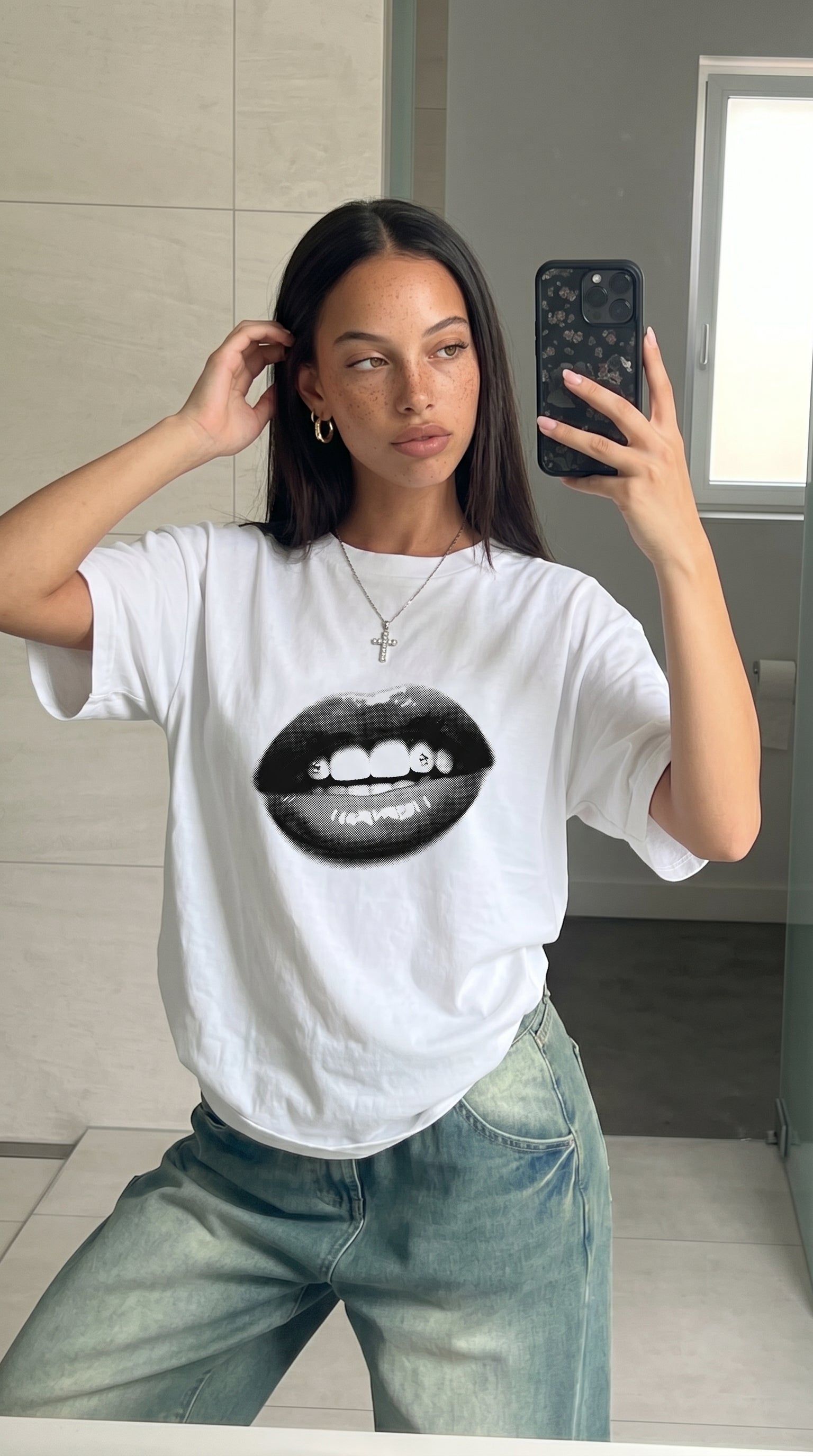 LIPS ATTITUDE TEE